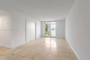 1621 Bay Rd, Miami Beach, FL 33139 - Photo 8