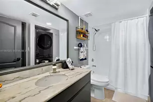 1200 Brickell Bay Dr, Miami, FL 33131 - Photo 10