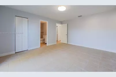 28147 SW 142nd Ct, Homestead, FL 33033 - Photo 8