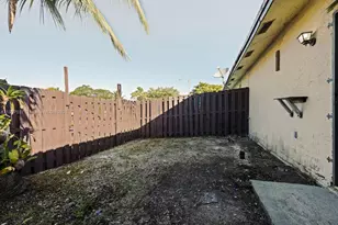 28147 SW 142nd Ct, Homestead, FL 33033 - Photo 16