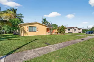 849 NW 70th Way, Margate, FL 33063 - Photo 2