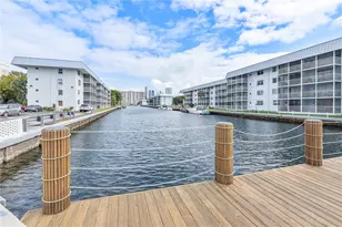 3600 NE 170th St, North Miami Beach, FL 33160 - Photo 26