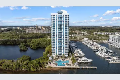 17111 Biscayne Blvd #1805, North Miami Beach, FL 33160 - Photo 2