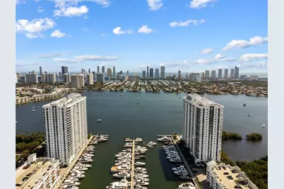 17111 Biscayne Blvd #1805, North Miami Beach, FL 33160 - Photo 30