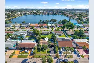 1300 W 77th St, Hialeah, FL 33014 - Photo 38