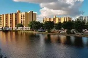 4707 NW 7th St, Miami, FL 33126 - Photo 1