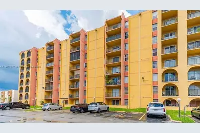 4707 NW 7th St #308-8, Miami, FL 33126 - Photo 2