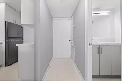 1020 Meridian Ave #811, Miami Beach, FL 33139 - Photo 22