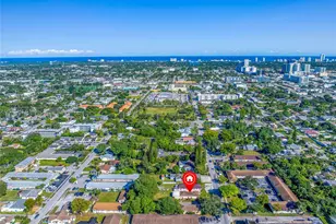 2459 Pierce St, Hollywood, FL 33020 - Photo 10