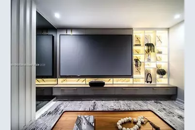 851 NE 1st Ave #4811, Miami, FL 33132 - Photo 10