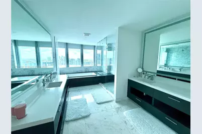 851 NE 1st Ave #4811, Miami, FL 33132 - Photo 8