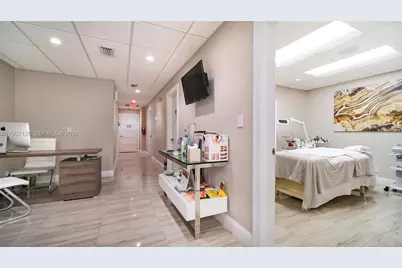 201 N University Dr #13 & 14, Plantation, FL 33324 - Photo 14