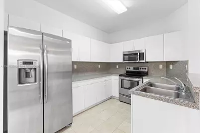12482 SW 122nd St, Miami, FL 33186 - Photo 14
