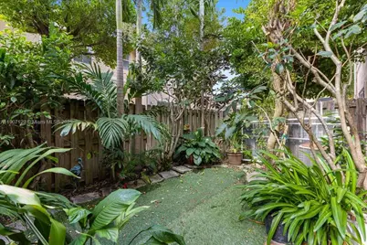 12482 SW 122nd St, Miami, FL 33186 - Photo 10