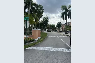 17710 NW 73rd Ave #103-20, Hialeah, FL 33015 - Photo 22