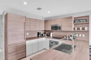 400 Sunny Isles Blvd, Sunny Isles Beach, FL 33160 - Photo 4