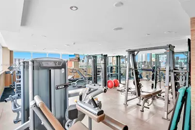400 Sunny Isles Blvd #2021, Sunny Isles Beach, FL 33160 - Photo 44