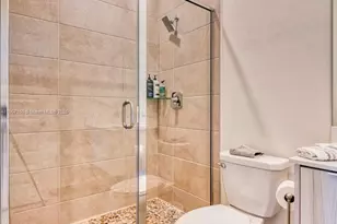 7831 NW 104th Ave, Doral, FL 33178 - Photo 4
