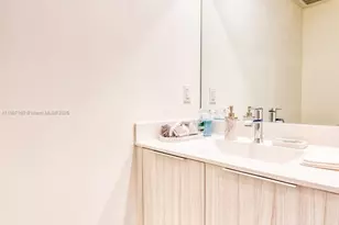 7831 NW 104th Ave, Doral, FL 33178 - Photo 6