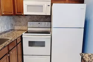 534 Mansfield M, Boca Raton, FL 33434 - Photo 8