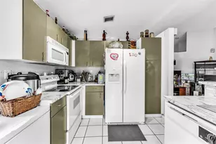 14262 SW 181st St, Miami, FL 33177 - Photo 6