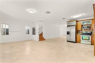 3154 Plaza St, Miami, FL 33133 - Photo 8