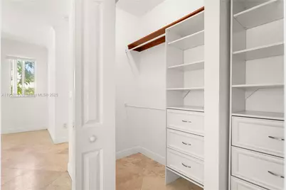 3154 Plaza St, Miami, FL 33133 - Photo 18