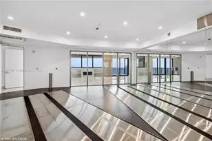 18555 Collins Ave, Sunny Isles Beach, FL 33160 - Photo 46