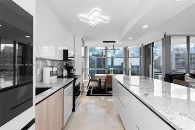 3500 Mystic Pointe Dr #2206, Aventura, FL 33180 - Photo 6