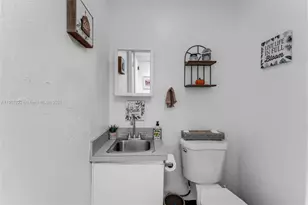 18895 SW 212th St, Miami, FL 33187 - Photo 32