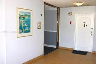 13685 NE 10th Ave, North Miami, FL 33161 - Photo 14