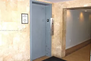 13685 NE 10th Ave, North Miami, FL 33161 - Photo 12