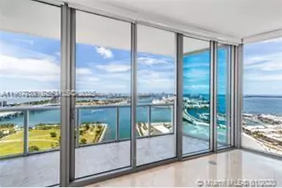 888 Biscayne Blvd #2709, Miami, FL 33132 - Photo 4