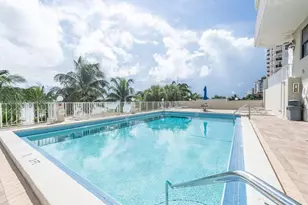 6061 Collins Ave, Miami Beach, FL 33140 - Photo 4