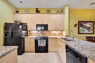 1385 Harbor View E, Hollywood, FL 33019 - Photo 14