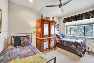 1385 Harbor View E, Hollywood, FL 33019 - Photo 30