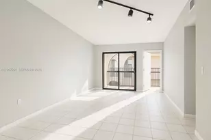 18250 Mediterranean Blvd, Hialeah, FL 33015 - Photo 14