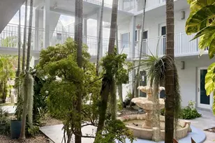 2430 NE 135th St, North Miami, FL 33181 - Photo 4