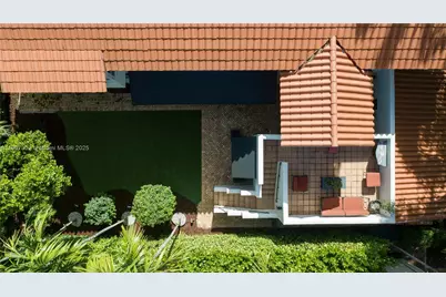 454 Rosaro Ave #454, Coral Gables, FL 33146 - Photo 8