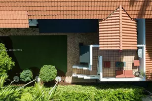 454 Rosaro Ave, Coral Gables, FL 33146 - Photo 8