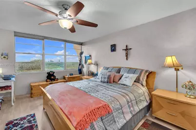 900 Saint Charles Place #PH9, Pembroke Pines, FL 33026 - Photo 12