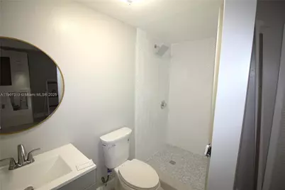 11031 SW 43rd St, Miami, FL 33165 - Photo 16