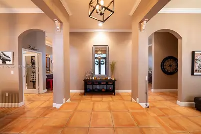 20805 SW 242nd St, Homestead, FL 33031 - Photo 4