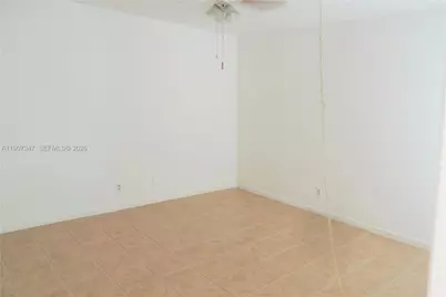 3040 NE 16th Ave #216, Oakland Park, FL 33334 - Photo 14