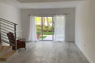 881 Ocean Dr, Key Biscayne, FL 33149 - Photo 2