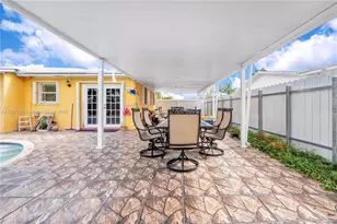 18922 SW 120th Ct, Miami, FL 33177 - Photo 14