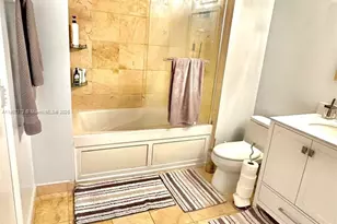 1800 N Bayshore Dr, Miami, FL 33132 - Photo 18