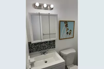 241 SE 9th Ave #205, Pompano Beach, FL 33060 - Photo 10