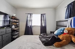 231 SW 8th Ct, Pompano Beach, FL 33060 - Photo 10