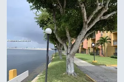 4803 NW 7th St #403-14, Miami, FL 33126 - Photo 14